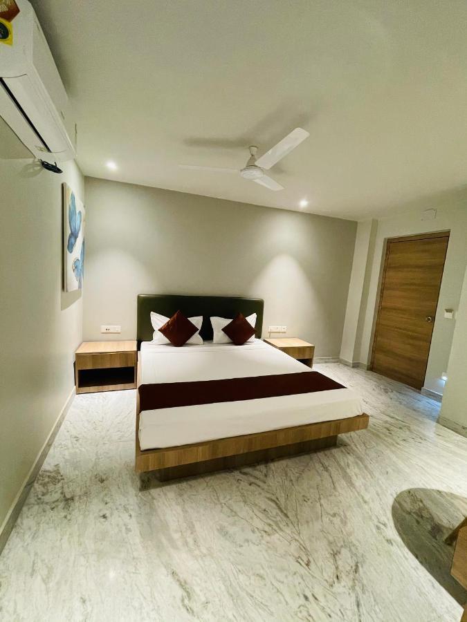 Hotel The Crest Καλκούτα Εξωτερικό φωτογραφία