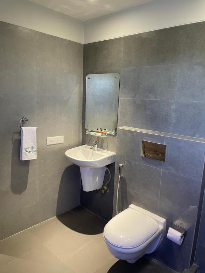 Hotel The Crest Καλκούτα Εξωτερικό φωτογραφία